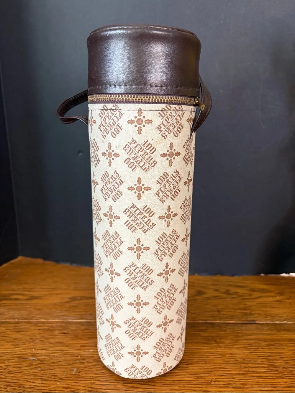 Vintage Seagram's 100 Pipers Scotch Whisky Bottle Case Caddy Tote 1970s Retro